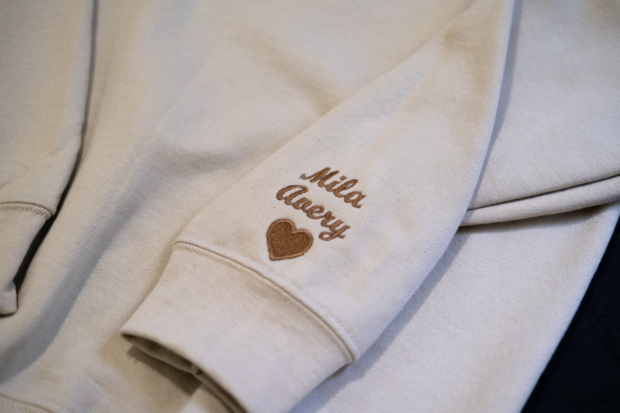 Mama Embroidered Sweatshirt